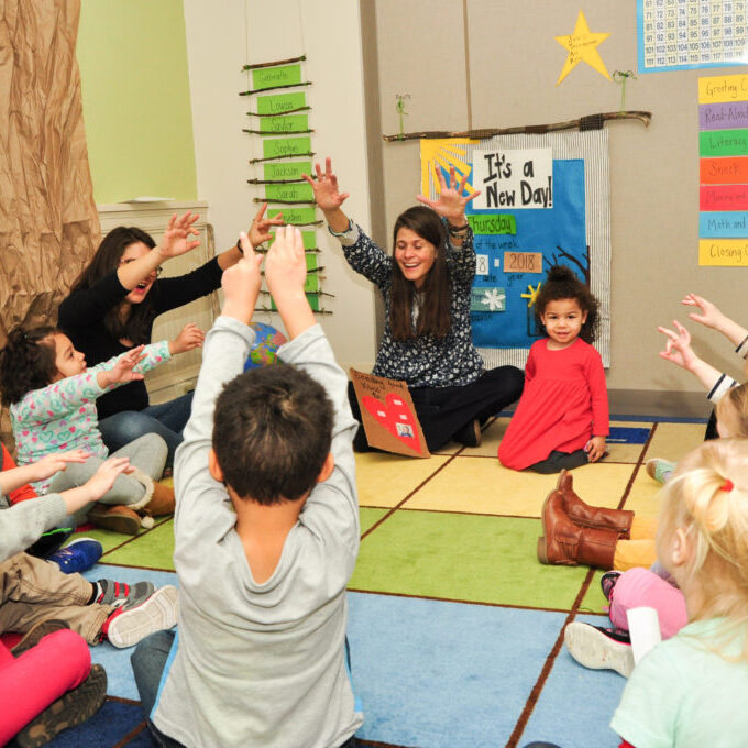 kids-in-classroom